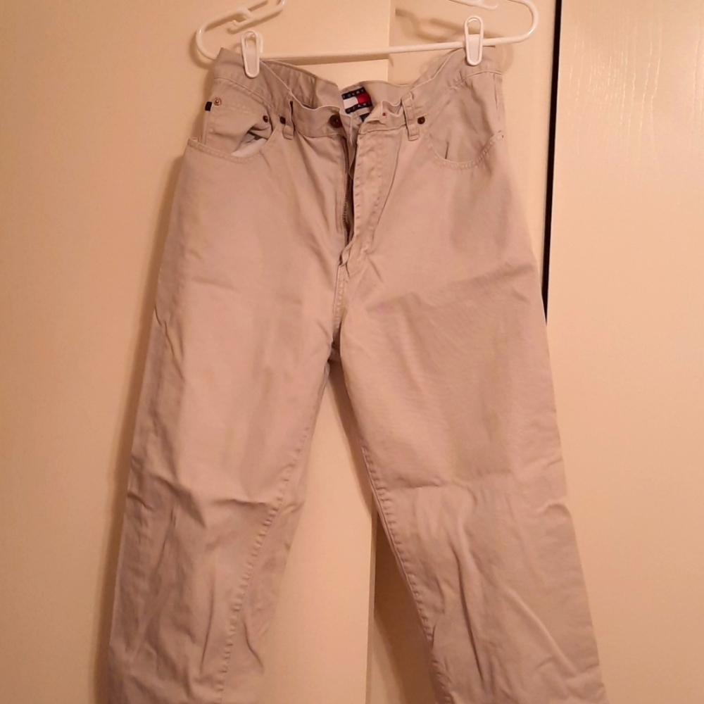 Tommy Hilfiger men's 34 / 32 khaki tan slacks